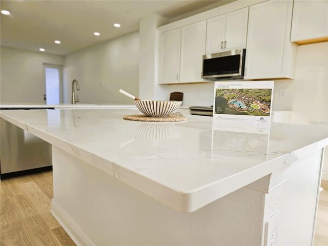 17712 BROADLEAF LOOP, Venice, FL 34293