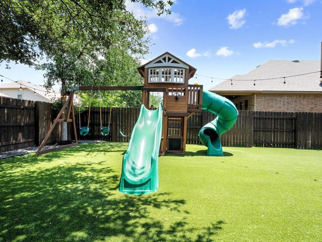 116 Claiborne Lake LN, Georgetown, TX 78628