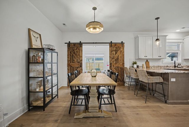 1388 Angus Trail, Lexington, KY 40509