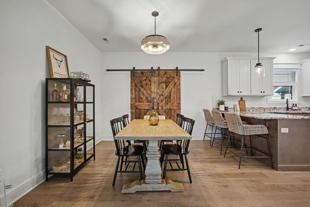 1388 Angus Trail, Lexington, KY 40509