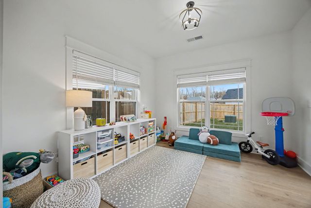 1388 Angus Trail, Lexington, KY 40509