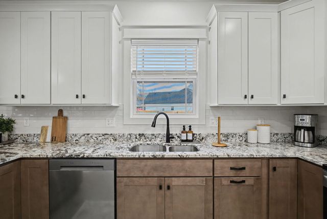 1388 Angus Trail, Lexington, KY 40509