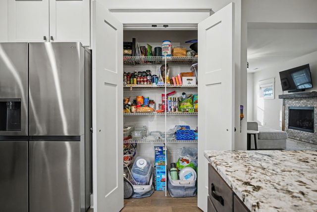 1388 Angus Trail, Lexington, KY 40509