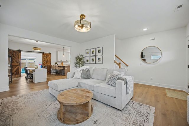 1388 Angus Trail, Lexington, KY 40509