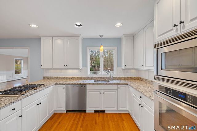 37 Quail Run, Madison, CT 06443