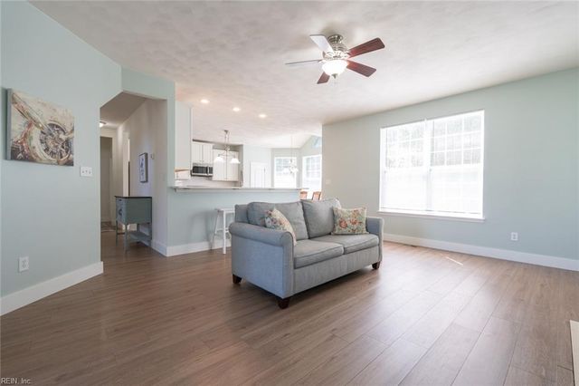 1600 Westerly CT, Chesapeake, VA 23322