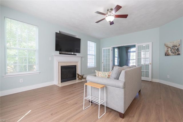 1600 Westerly CT, Chesapeake, VA 23322