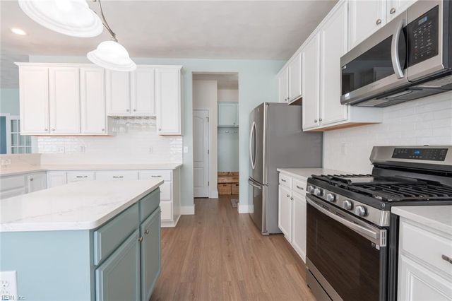 1600 Westerly CT, Chesapeake, VA 23322