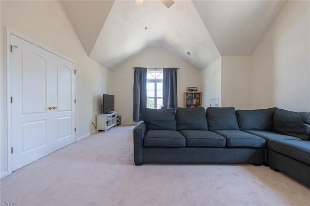 1600 Westerly CT, Chesapeake, VA 23322