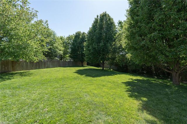 1600 Westerly CT, Chesapeake, VA 23322