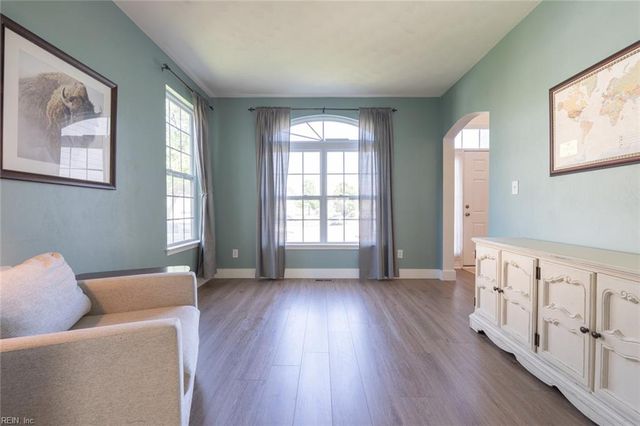 1600 Westerly CT, Chesapeake, VA 23322