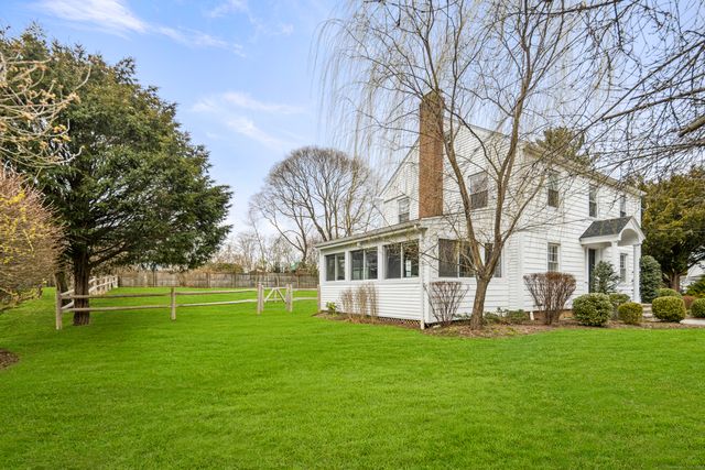 146 Oxford Road, Fairfield, CT 06890