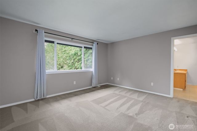 8021 NE 122nd Place, Kirkland, WA 98034