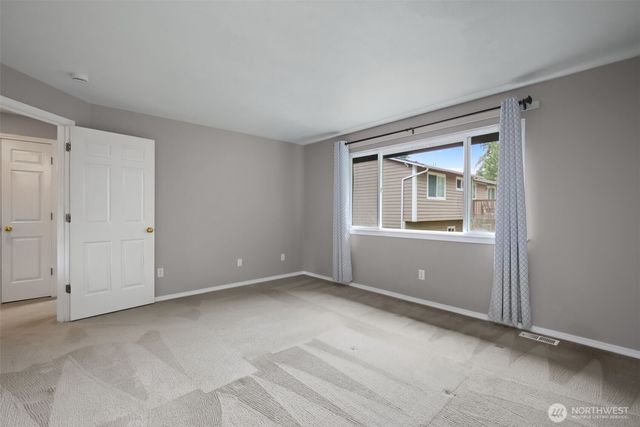 8021 NE 122nd Place, Kirkland, WA 98034