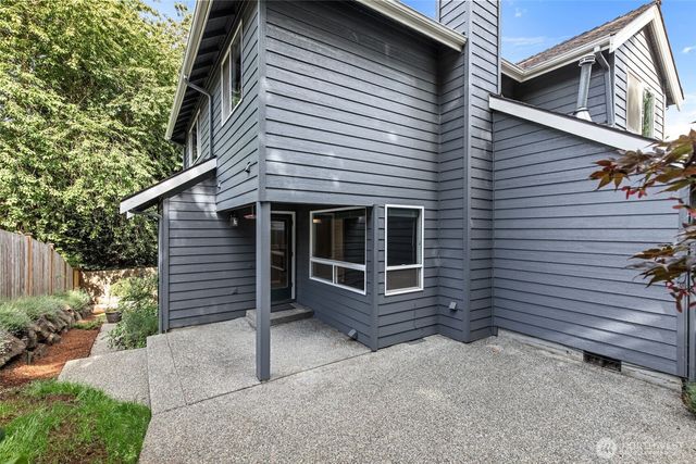 8021 NE 122nd Place, Kirkland, WA 98034