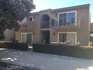 405 16th Street B, Huntington Beach, CA 92648