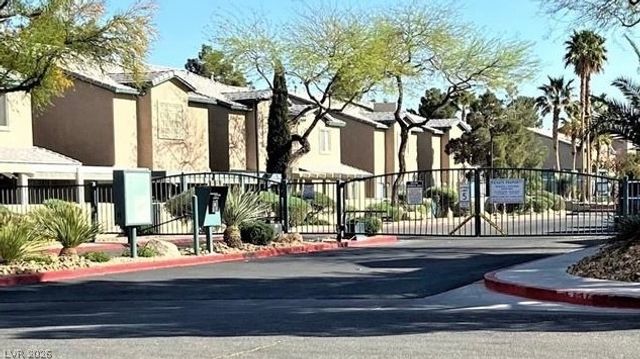 5617 Open Court, Las Vegas, NV 89118