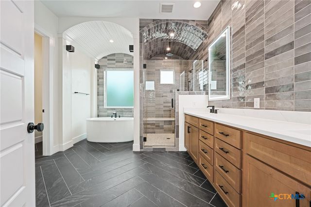 670 Magazine Avenue, New Braunfels, TX 78130