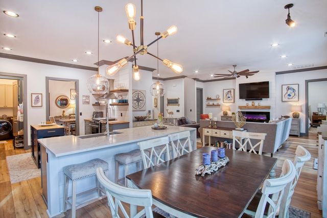 5 Stonington Dr., Murrells Inlet, SC 29576