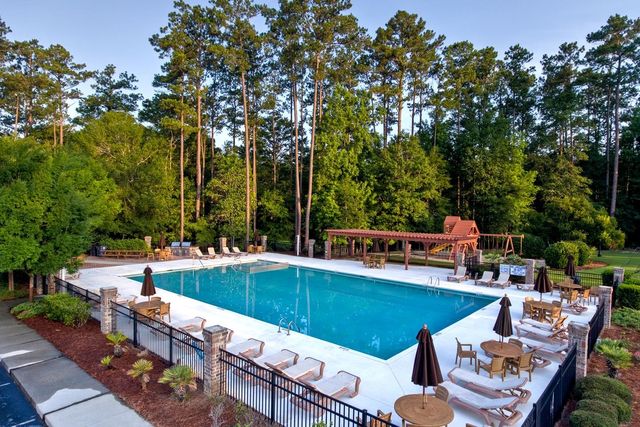 5 Stonington Dr., Murrells Inlet, SC 29576