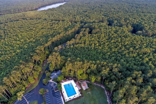 5 Stonington Dr., Murrells Inlet, SC 29576