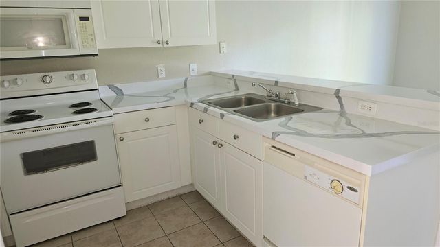 336 CERVANTES DRIVE 336, Kissimmee, FL 34743