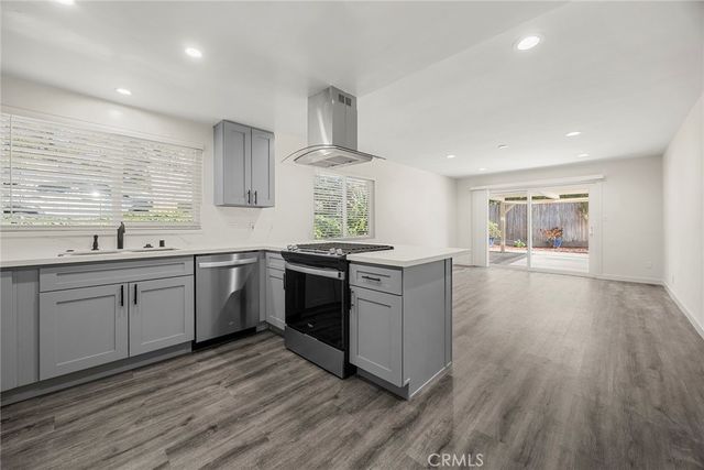 369 San Juan, La Canada Flintridge, CA 91011
