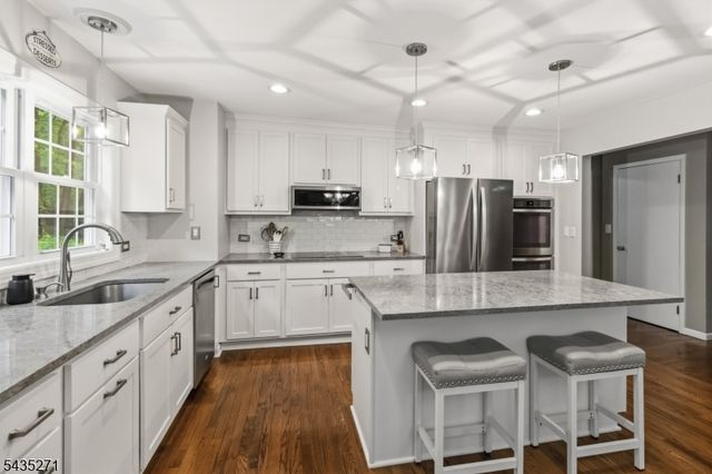 63 Mountainside Dr, Randolph Twp., NJ 07869
