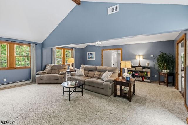 63 Mountainside Dr, Randolph Twp., NJ 07869