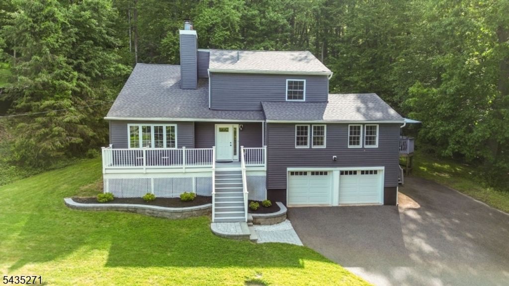 63 Mountainside Dr, Randolph Twp., NJ 07869