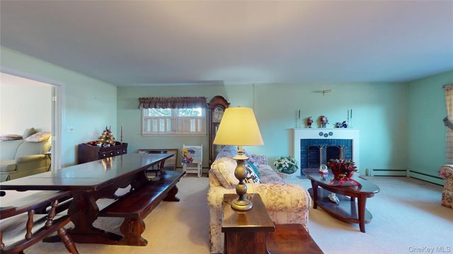 121 Aspatuck Road, Westhampton Beach, NY 11978