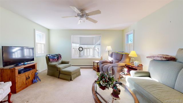 121 Aspatuck Road, Westhampton Beach, NY 11978