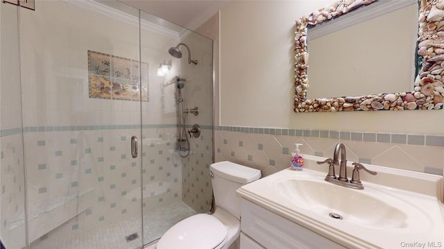121 Aspatuck Road, Westhampton Beach, NY 11978