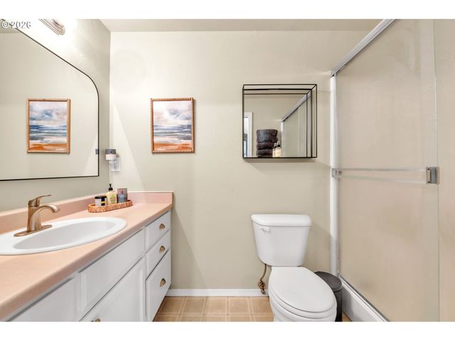 25198 JAKE St, Veneta, OR 97487