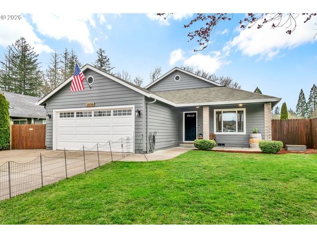 25198 JAKE St, Veneta, OR 97487