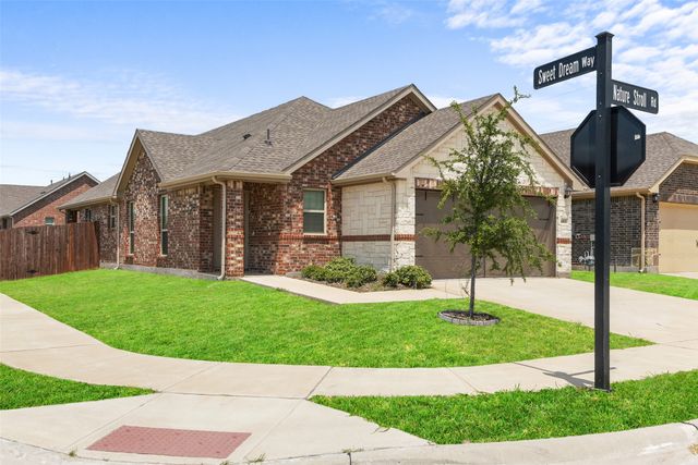 601 Nature Stroll Road, Lavon, TX 75166