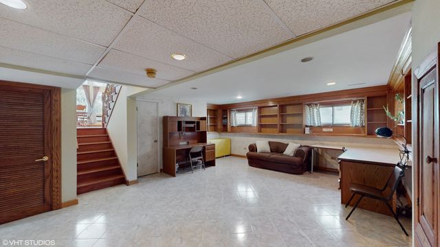 270 W Fremont Avenue, Elmhurst, IL 60126