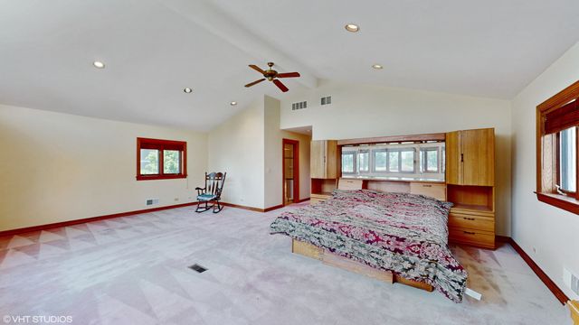 270 W Fremont Avenue, Elmhurst, IL 60126