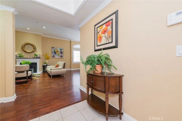 610 S Wilton Place 402, Los Angeles, CA 90005