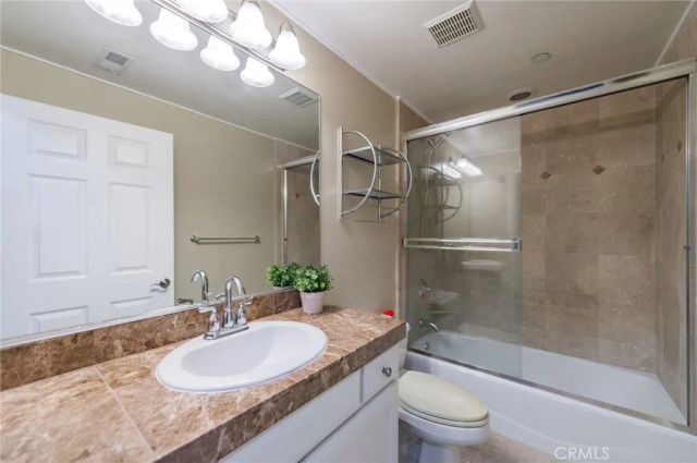 610 S Wilton Place 402, Los Angeles, CA 90005