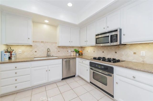 610 S Wilton Place 402, Los Angeles, CA 90005