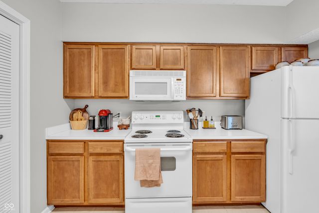 8155 River Mist Lane, Indianapolis, IN 46237