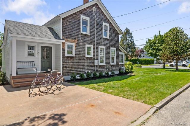 19 New Jersey Avenue, Bellport Village, NY 11713