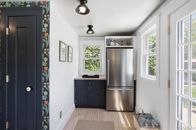 19 New Jersey Avenue, Bellport Village, NY 11713