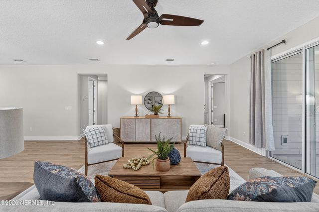 399 RITTBURN Lane, St. Johns, FL 32259