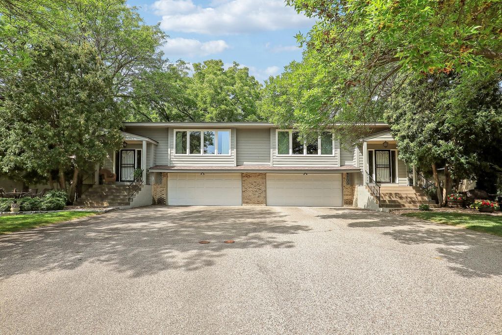 9702 Utica Road, Bloomington, MN 55437 — exterior