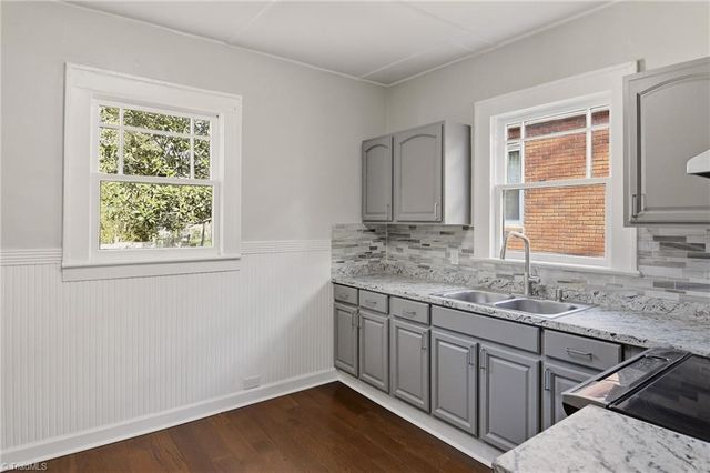 2714 N Glenn Avenue, Winston-salem, NC 27105