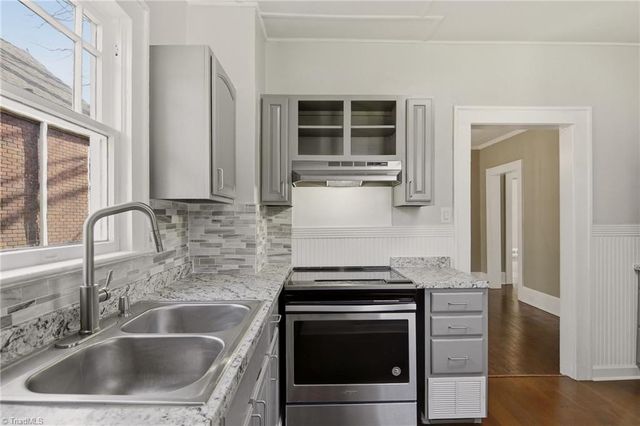 2714 N Glenn Avenue, Winston-salem, NC 27105