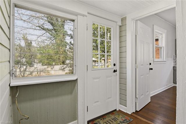 2714 N Glenn Avenue, Winston-salem, NC 27105