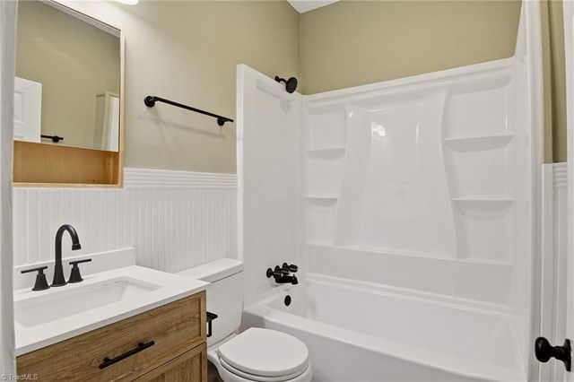 2714 N Glenn Avenue, Winston-salem, NC 27105